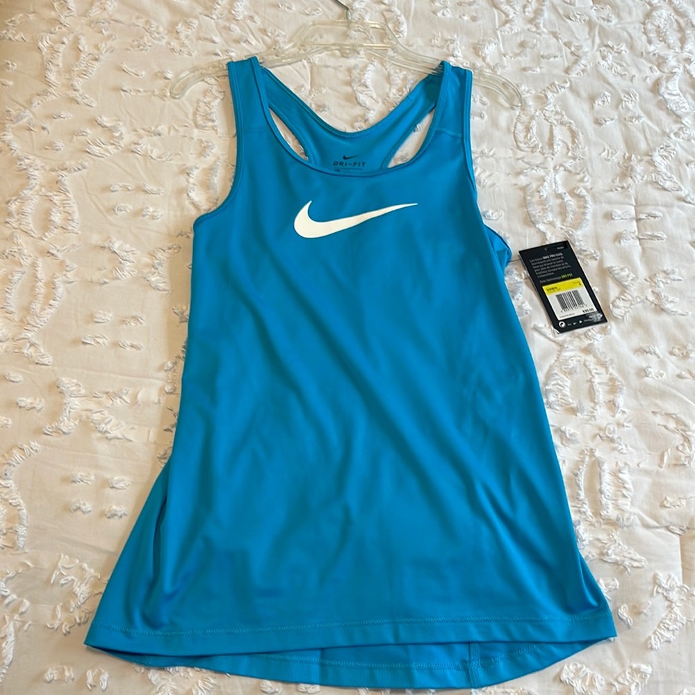 Brand new nike tank top